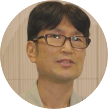 Atsushi Oue, Manager, Procurement Department